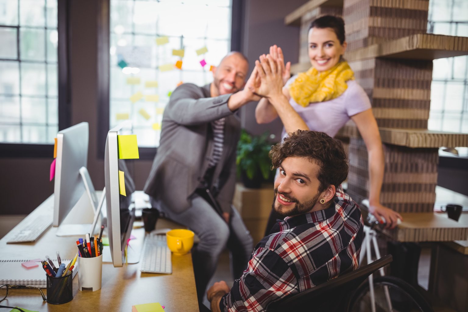 easy-ways-to-make-friends-in-the-workplace-early-education-central
